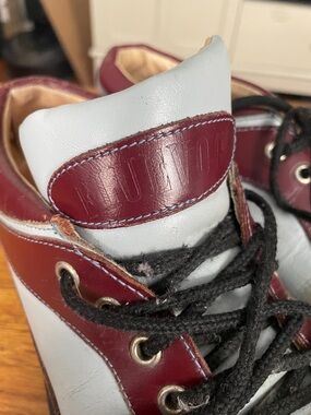 VINTAGE John Fluevog Gray and Burgundy Leather Lace-Up Shoe